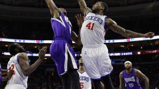 76ers remontan desventaja de 18 puntos para vencer a Kings
