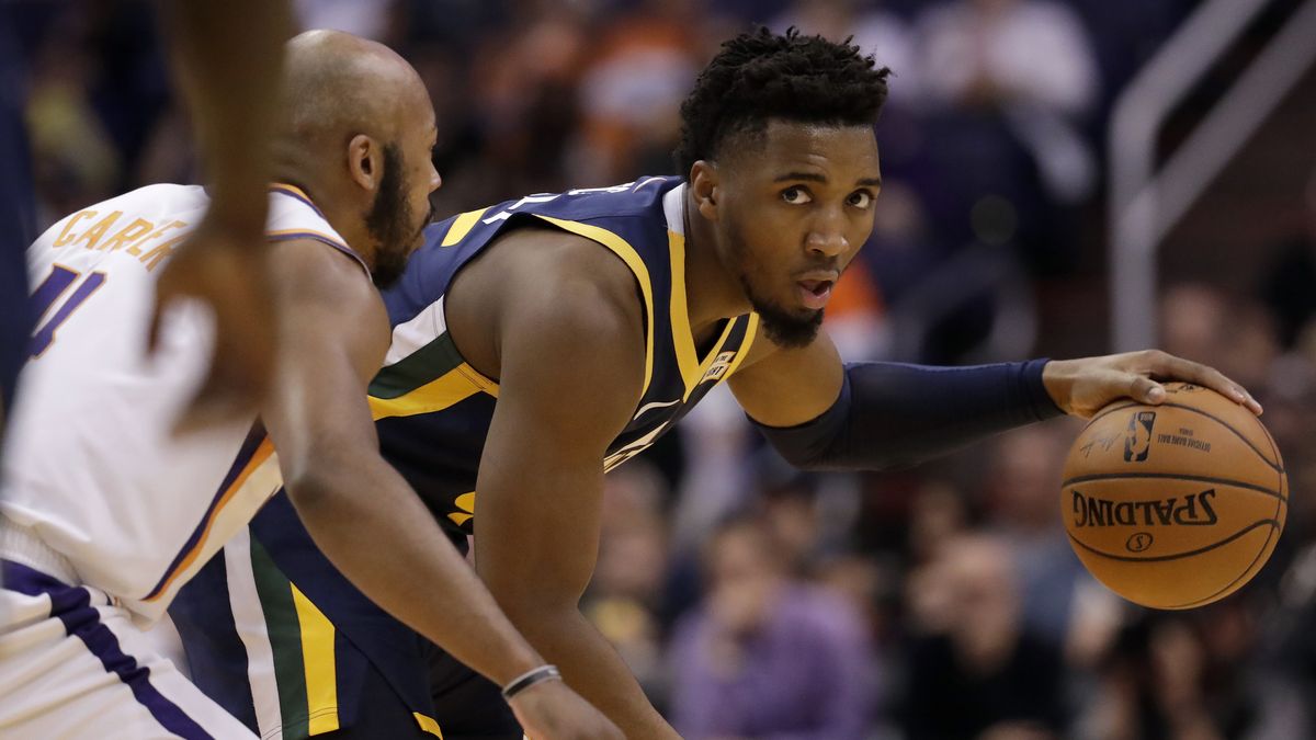 Tiro libre de Mitchell da victoria a Jazz sobre Suns, image size:1200x675