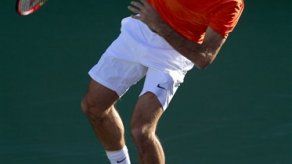 Federer gana y Nadal se asusta en Indian Wells