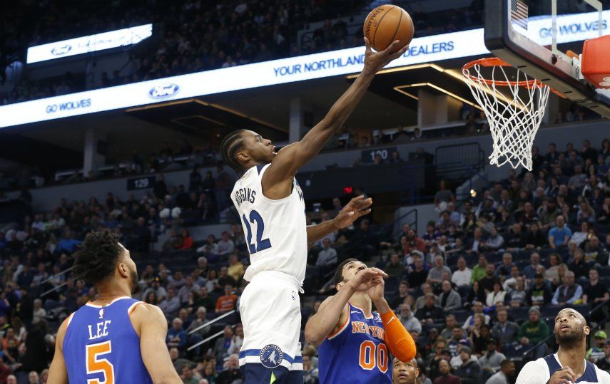 Towns mantiene racha ganadora de Timberwolves en casa