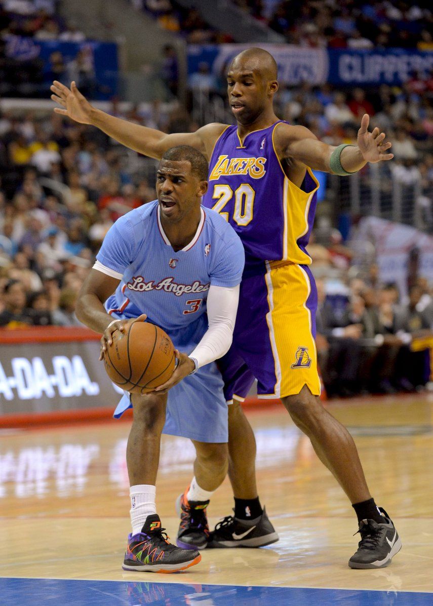Griffin y Paul dan a Clippers triunfo ante Lakers