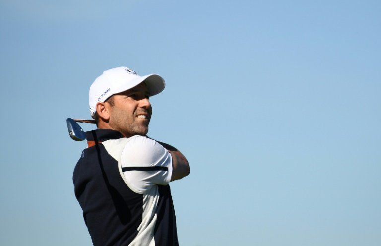 Sergio García amplía ventaja al frente del Abierto de golf de Sun City