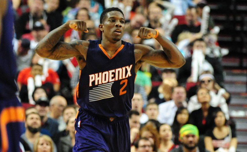 Bledsoe anota 33 puntos en triunfo de Suns sobre Blazers