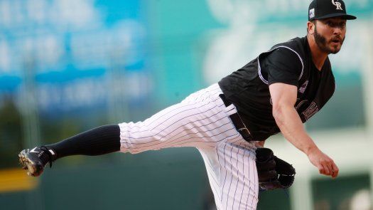 Rockies deja a Bravos en el terreno en la 10ma entrada