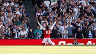 Arsenal gana al Newcastle y se toma el liderato en la Premier League Arsenal gana al Newcastle y se toma el liderato en la Premier League