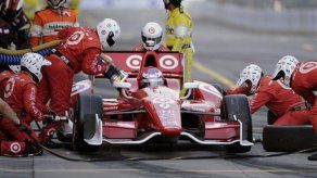Multa al piloto Scott Dixon