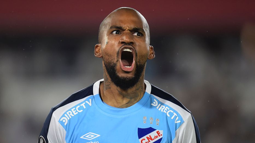 Luis Mejía se recuperó y sale titular con el Club Nacional para el Clásico del fútbol uruguayo