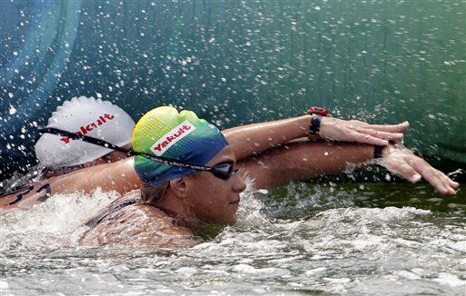 La brasileña Ana Marcela Cunha gana oro en el mundial de natación