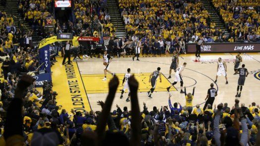 Los Warriors derrotan a los Spurs y ponen la serie de playoffs en el Oeste 2-0