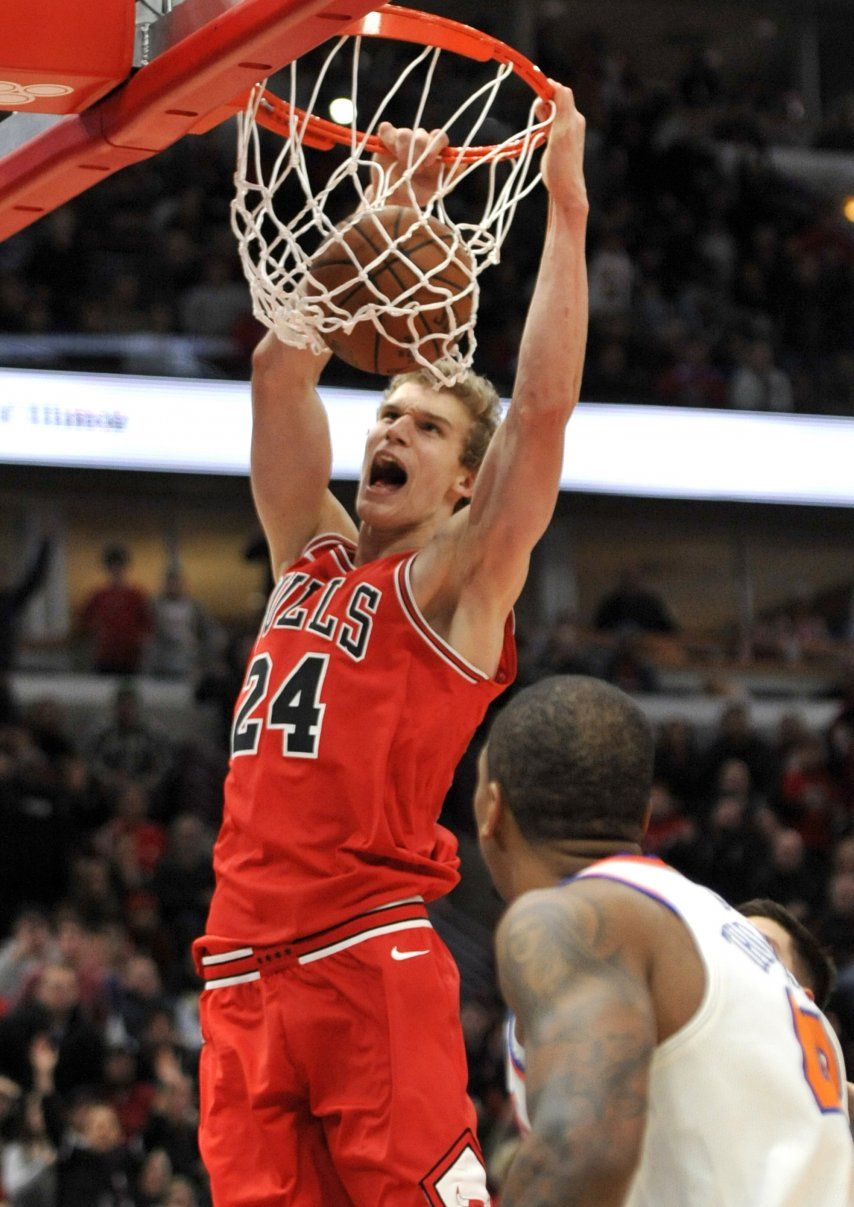 Bulls remontan para vencer 92-87 a Knicks