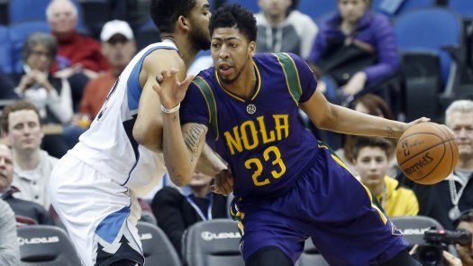 Pelicans doblegan a Wolves y cortan mala racha