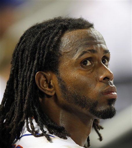 Reyes abandona el partido Mets-Yanquis por distensión