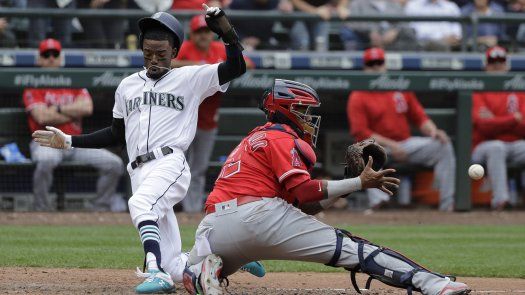 Haniger sella la barrida de los Marineros a los Angelinos