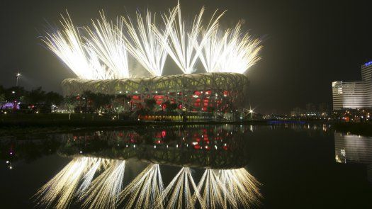 Bach plantea veto a federaciones de confirmarse dopaje Sochi