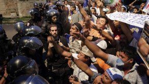 Mundial: México practica en medio de aficionados salvadoreños