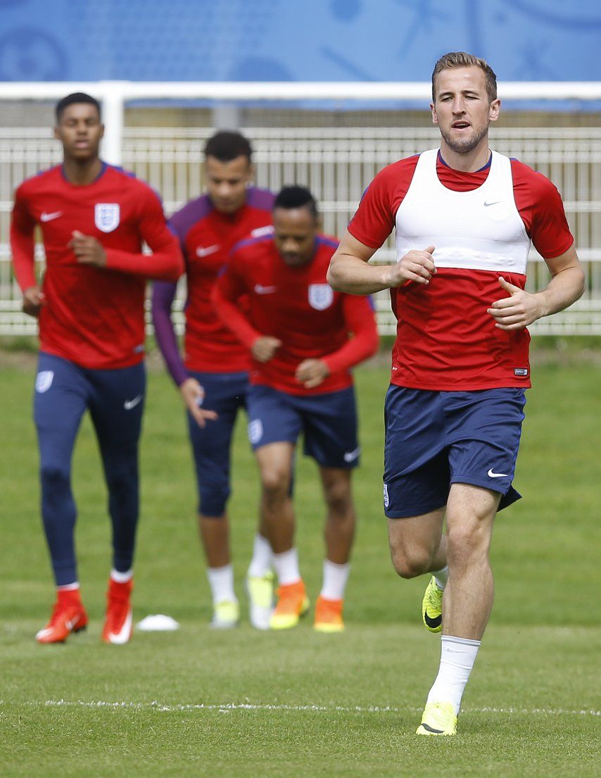 Euro: Tras fiasco del Mundial, Inglaterra se topa con Rusia