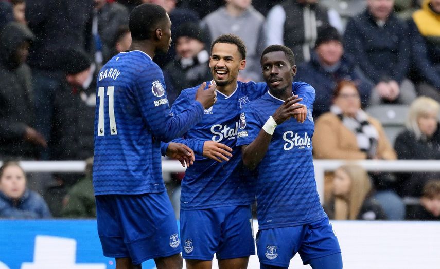 Premier League: Newcastle United cae ante Everton