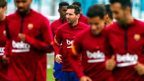 Barcelona: Messi entrena con el grupo tras superar test