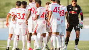 El panameño Rafael Mosquera suma asistencia con el New York Red Bull ll