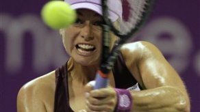 Zvonareva derrota a Jankovic en Campeonato de WTA