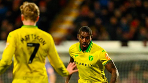 Norwich City le remontó al Coventry City con José Córdoba titular