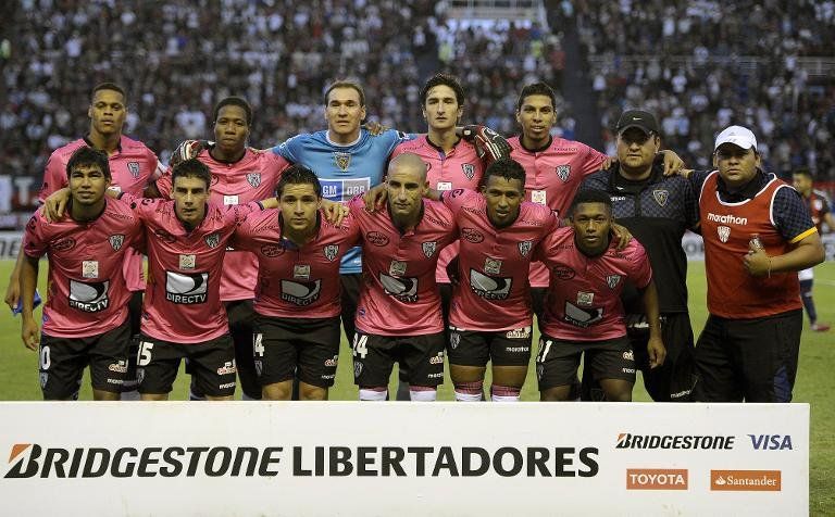 Técnicos argentinos y uruguayos dirigirán en torneo ecuatoriano de 2015