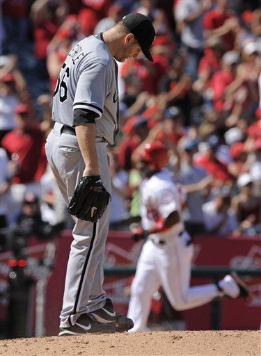 MLB: Angelinos 3, Medias Blancas 2; Hunter guí­a con jonrón