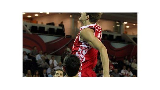 Mundial: Rusia vence a Grecia y avanza segundo