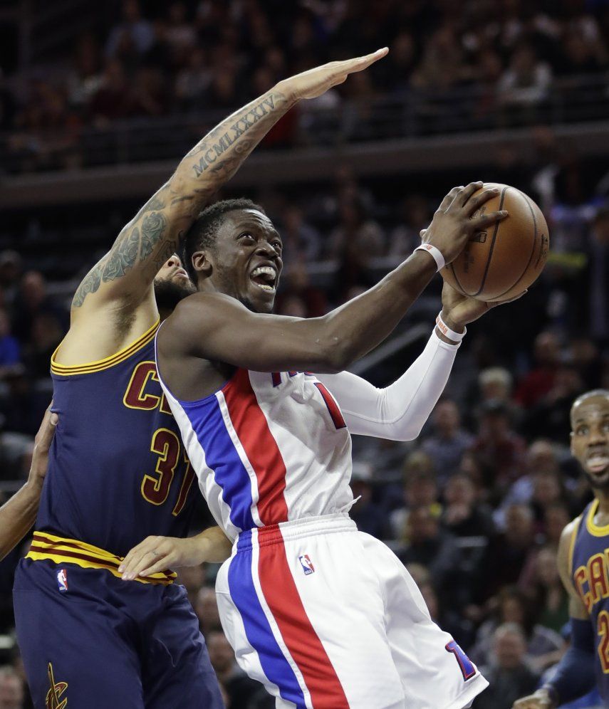 Esfuerzo de LeBron no salva a los Cavaliers en Detroit