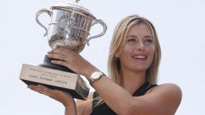 Sharapova gana Roland Garros y sube en ránking de WTA