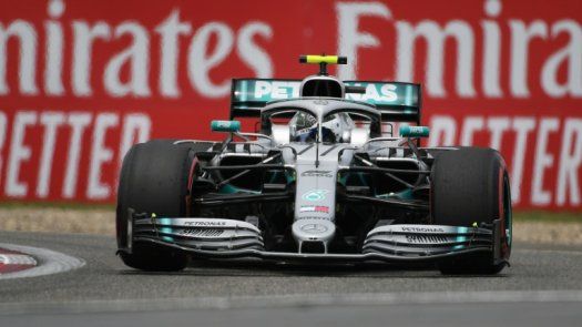 Pole para Bottas en China por delante de Hamilton mientras Mercedes apunta alto