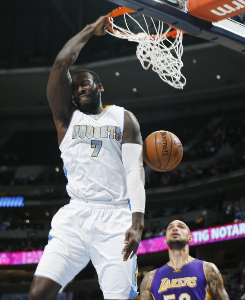 Nuggets doblegan 119-101 a Lakers