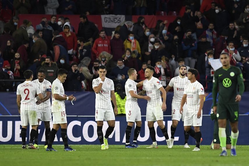 Sevilla venció al Wolfsburgo y buscan los octavos de Champions League