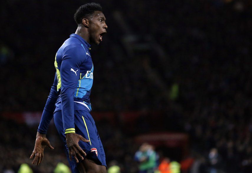 Welbeck es operado de rodilla y se perderá la Euro