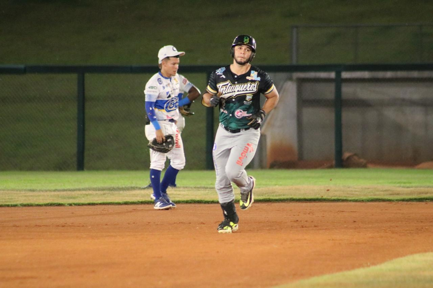 Béisbol Mayor 2025: Bocas del Toro igualó la serie semifinal frente a Colón