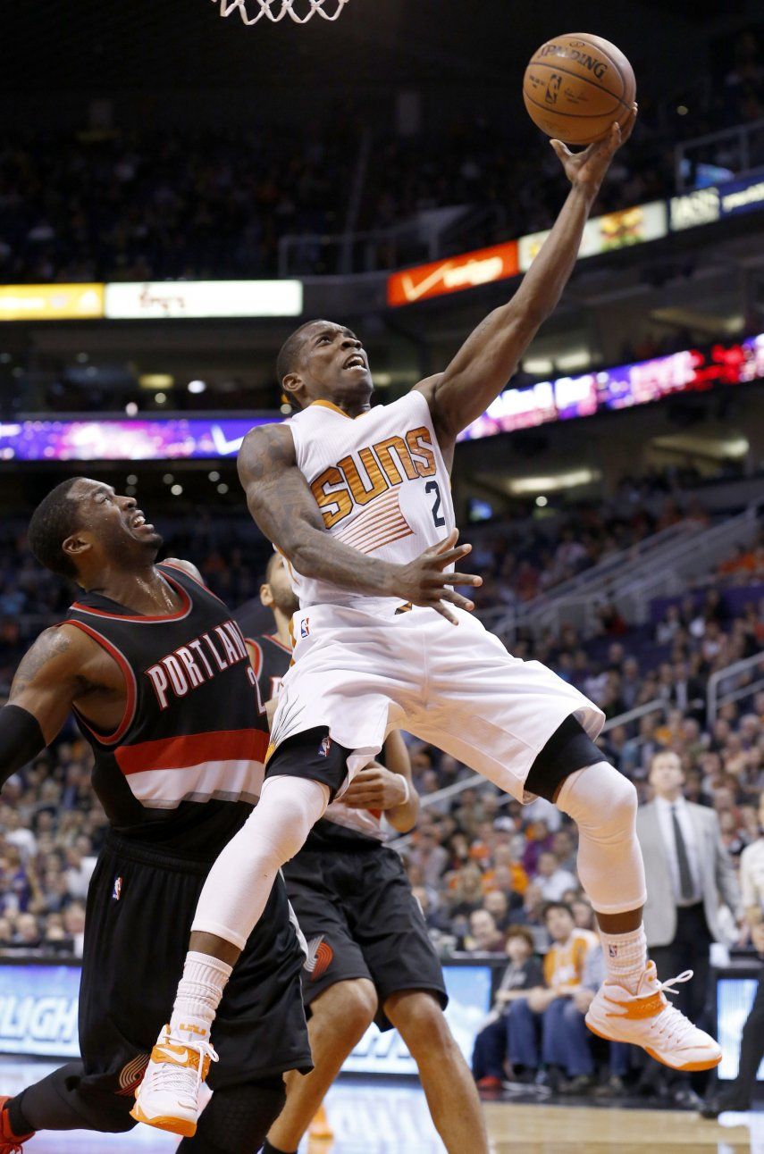 Bledsoe y Thomas se lucen en triunfo de los Suns