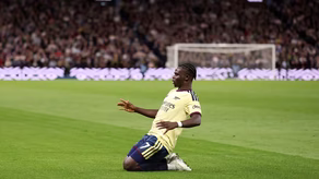 &nbsp;El Arsenal gana con un gol de Bukayo Saka al Aston Villa