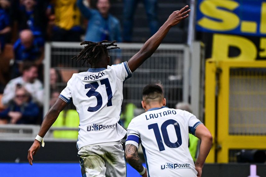 Inter golea al Cagliari para seguir con ventaja en la Serie A