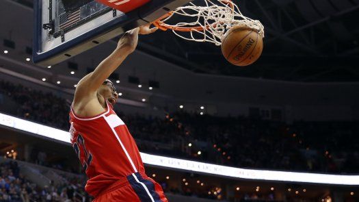 Gortat y Beal guían a Wizards a triunfo sobre Knicks