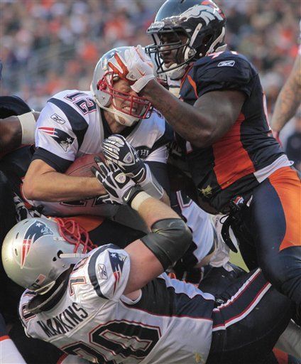 NFL: Patriots 41, Broncos 23; Nueva Inglaterra frena a Tebow