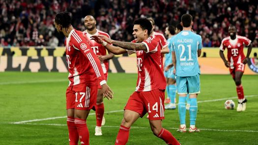 El Bayern Múnich goleó al Hoffenheim con Hat Trick de Luis Díaz