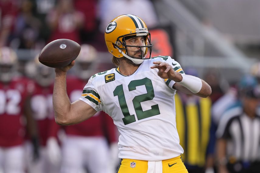 Rodgers lidera a los Packers