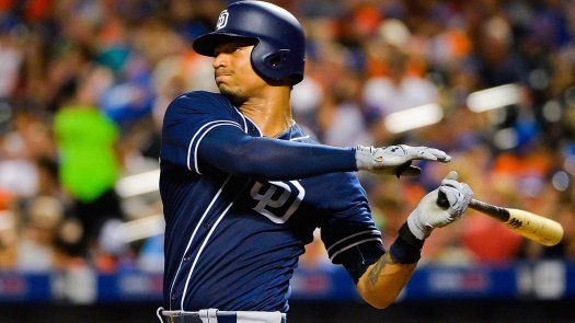 Christian Bethancourt firma con los Cerveceros de Milwaukee