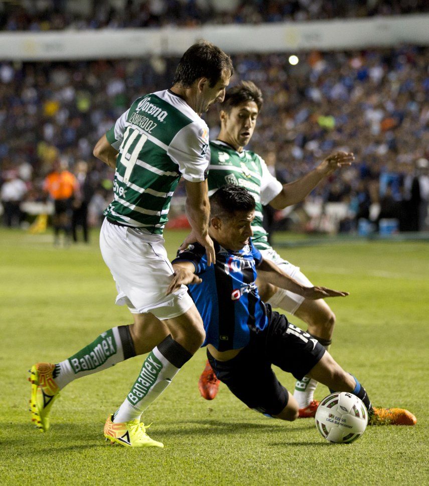 Santos sufre pero es campeón del Clausura mexicano