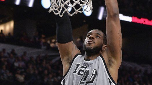 Aldridge anota 24 puntos en triunfo de Spurs sobre Rockets