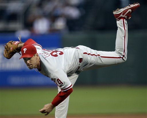 MLB: Filis 5, Gigantes 1; Lee gana en debut con Filadelfia