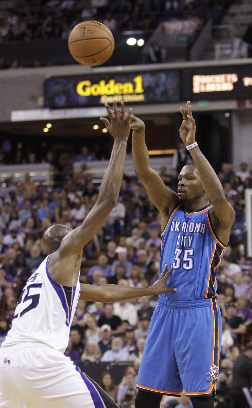 Termina racha de Durant pero Thunder gana