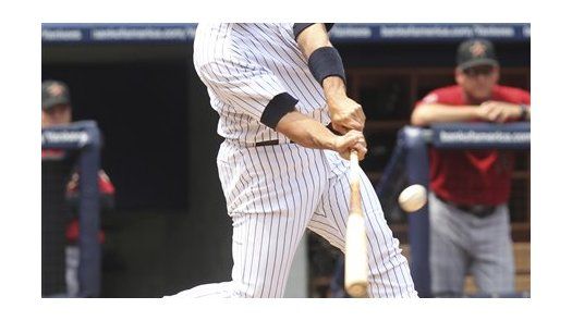 MLB: Yanquis 9, Astros 3; Jeter y Posada guí­an triunfo