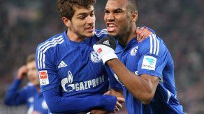 Schalke espera que Manchester City le ceda a Nastasic