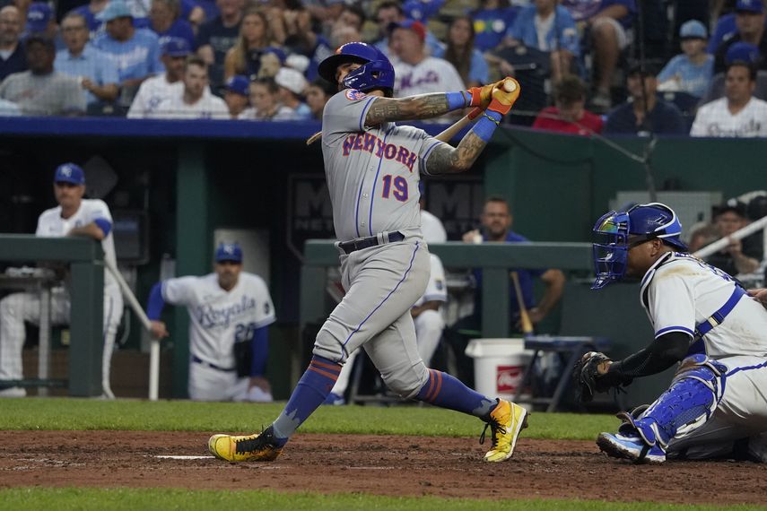 Jonathan Araúz vuelve a tener acción en MLB con los Mets